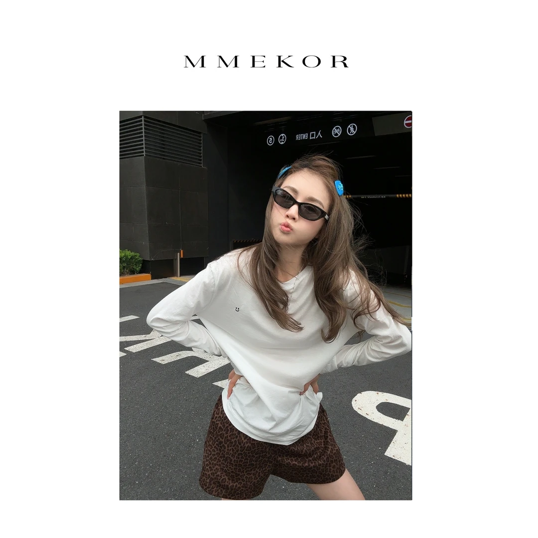 MMEKOR“微笑百事达”T恤 2025新款秋款摩登街头百搭长袖 30305
