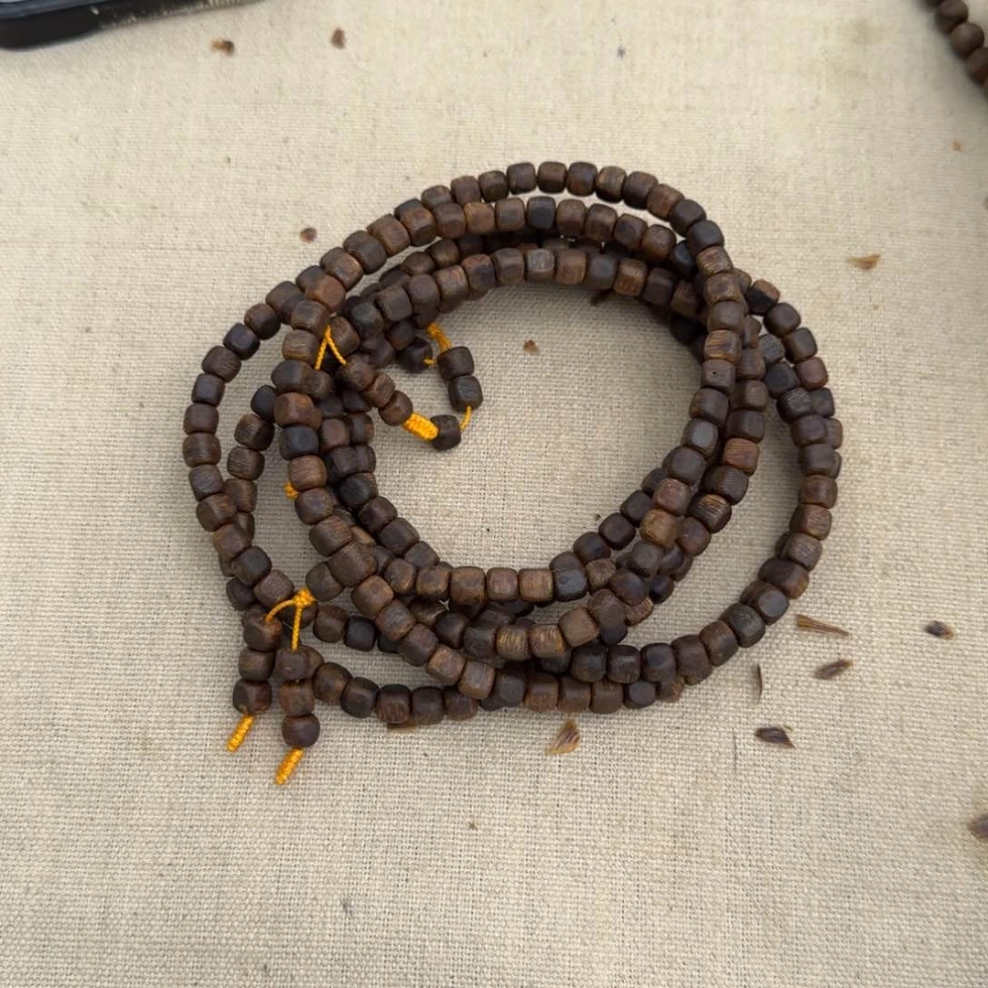 沉香手串绿奇楠沉水多圈约0.6-19多样性发一条