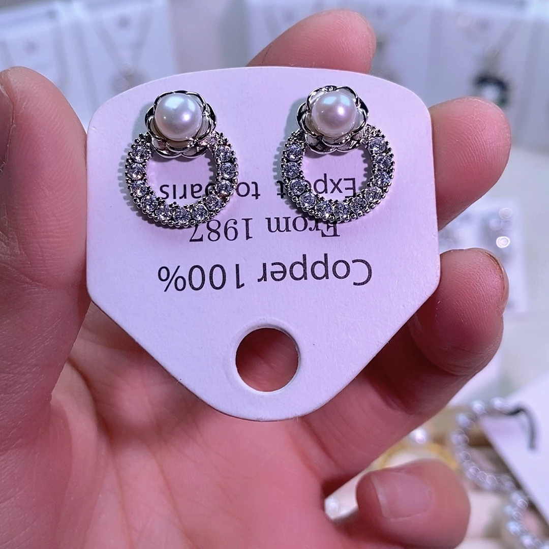 淡水珍珠未镶嵌耳饰