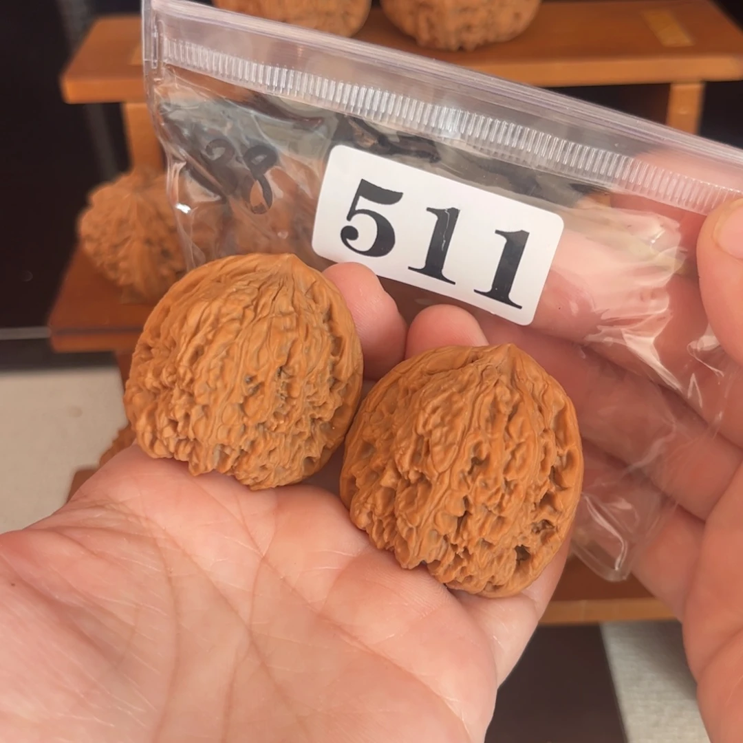 吊坠文玩核桃南疆38