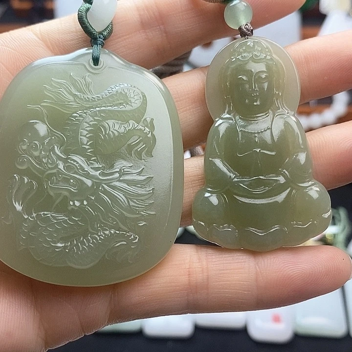 和田玉（糖玉）颈饰未镶嵌菠***