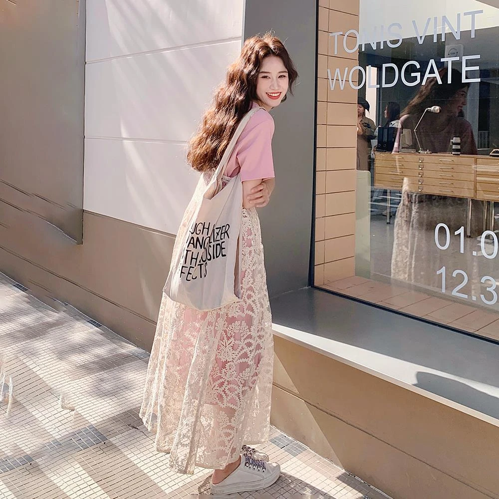 叠穿蕾丝吊带裙套装女夏2025新款法式今年流行设计感T恤裙两件套