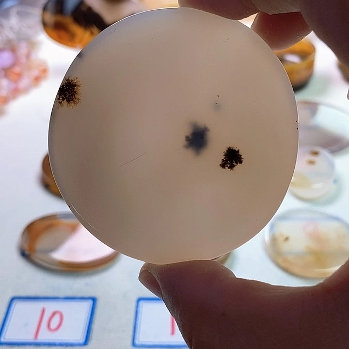 玛瑙/玉髓未镶嵌珠宝半成品