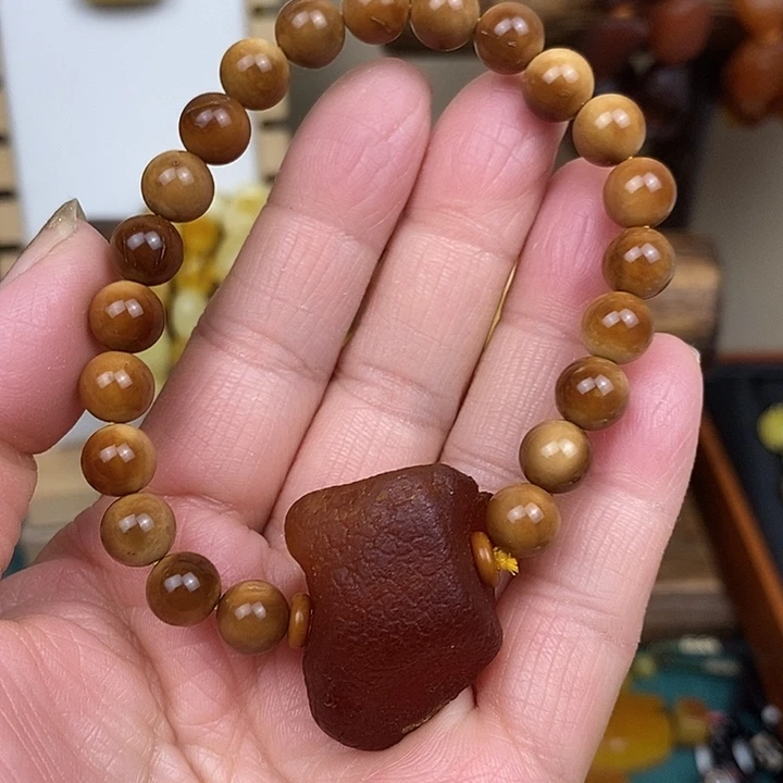 蜜蜡未镶嵌颈饰手串