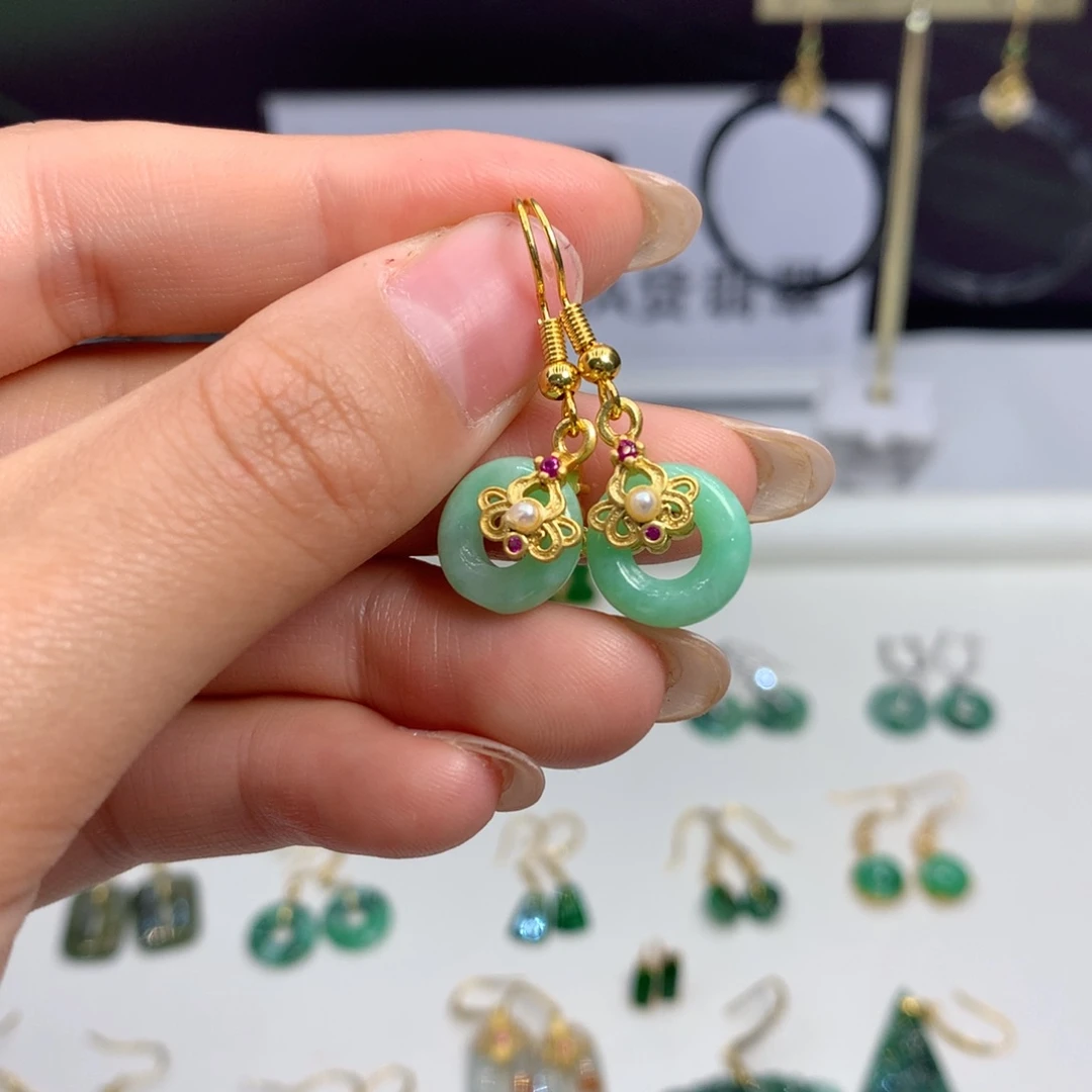 翡翠未镶嵌耳饰耳饰