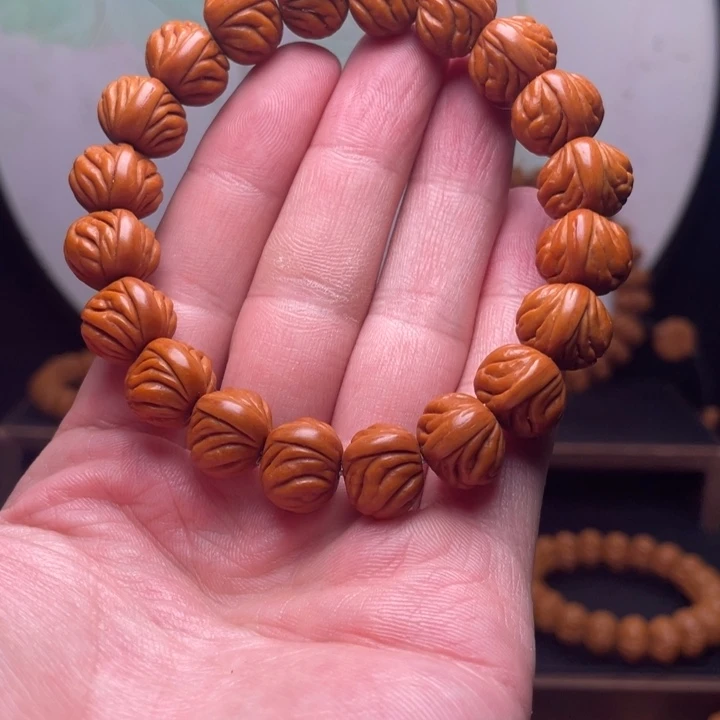 桃核手串14红魔爆肚