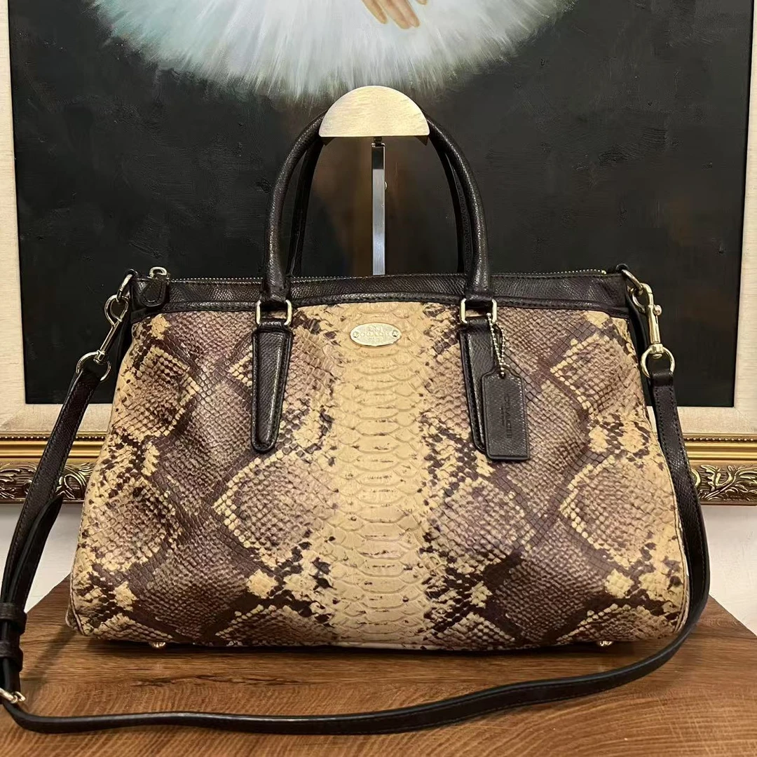 95新 COACH/蔻驰 coach单肩包/000519