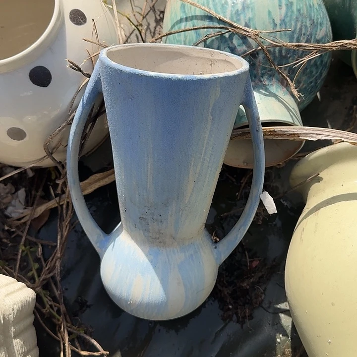 微瑕景德镇陶瓷手工花瓶