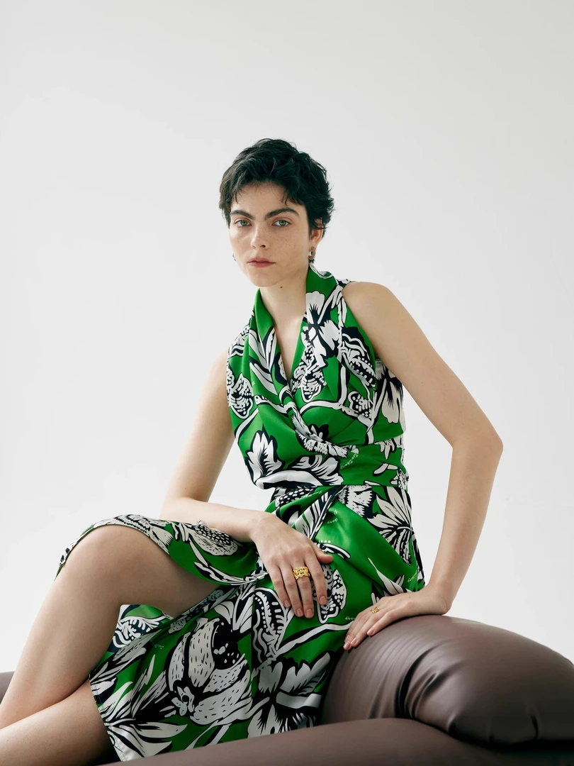 Z老板 经典皱褶裹身连衣裙无袖不对称定染印花高腰轻奢裹身裙女