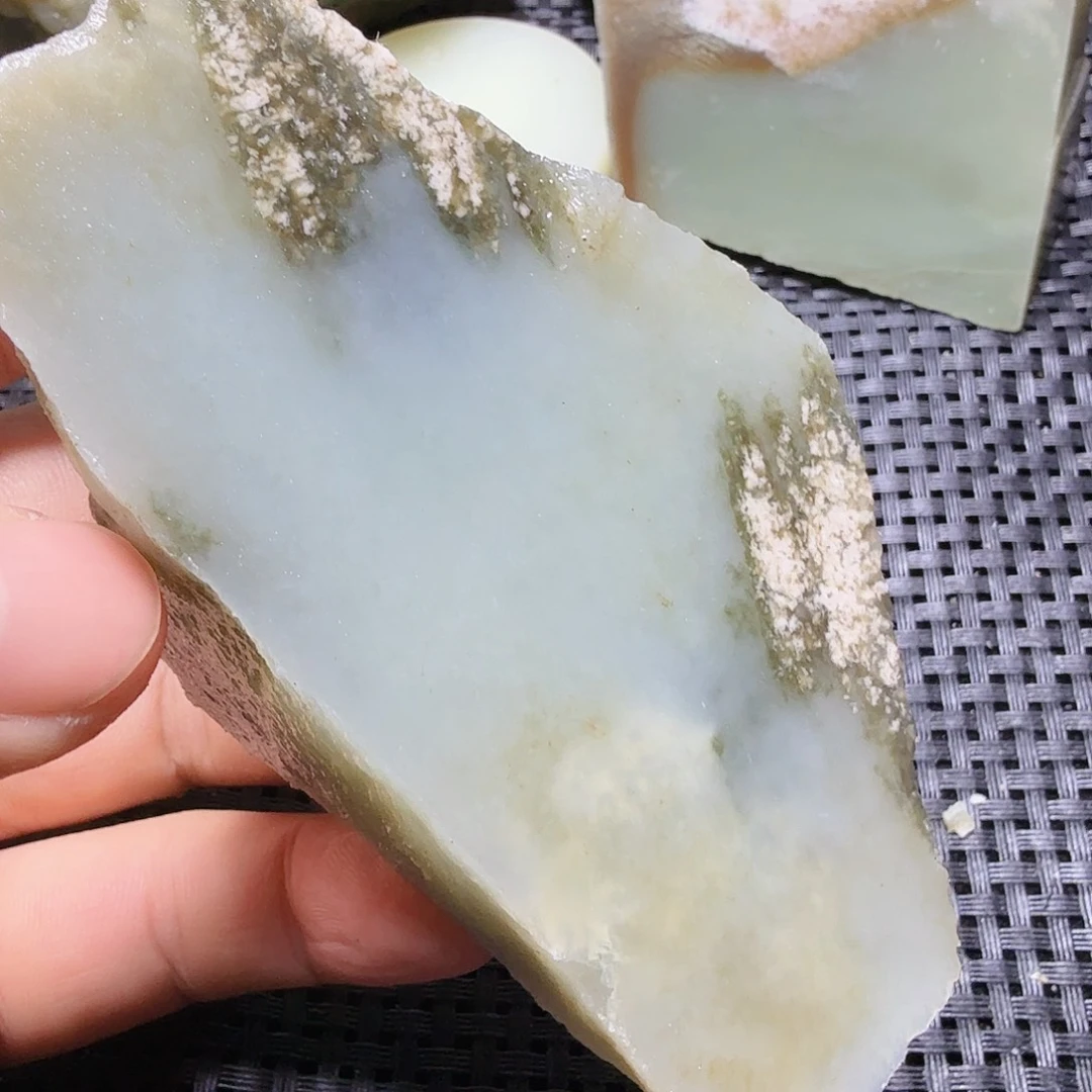 和田玉（糖玉）未镶嵌珠宝半成品