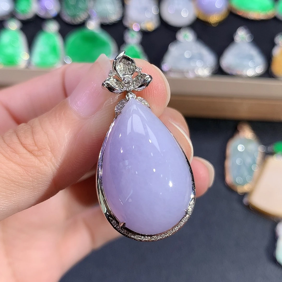 翡翠18K金镶嵌吊坠(赠链)