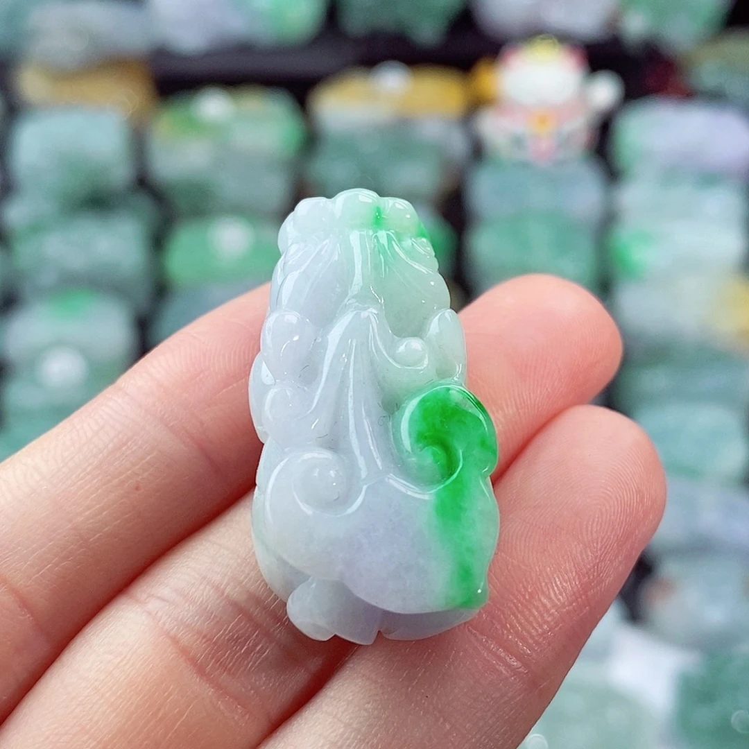 颈饰未镶嵌翡翠天然