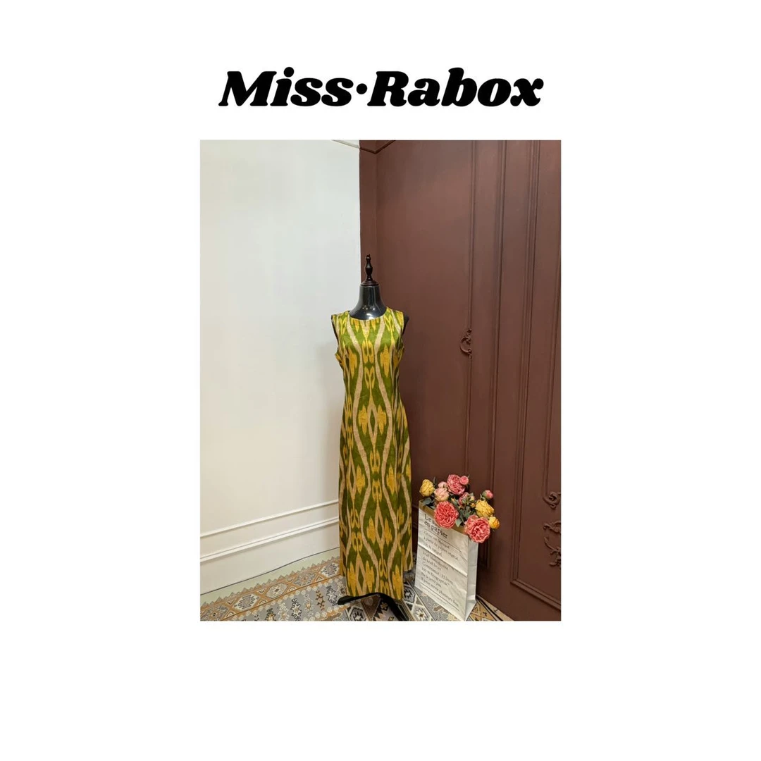 连衣裙绿色夏季无袖印花