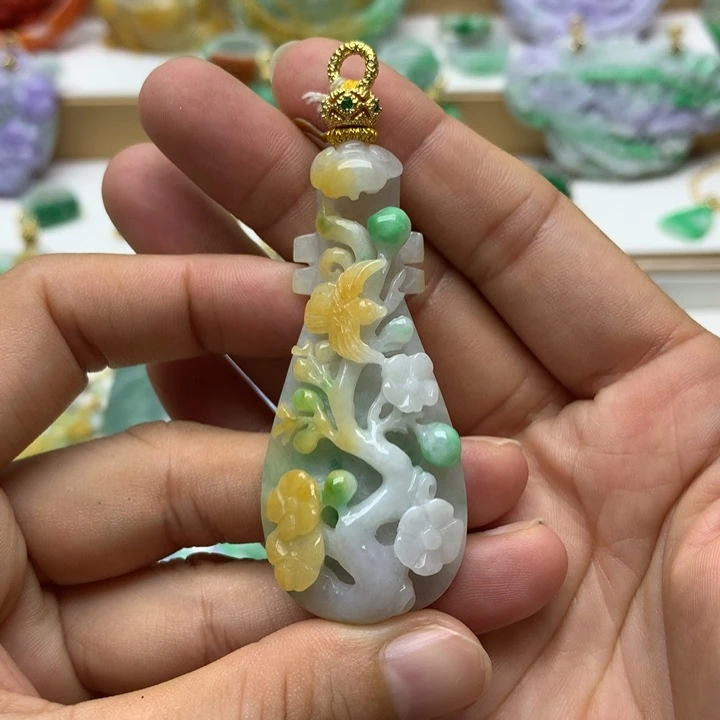 颈饰未镶嵌翡翠翡翠