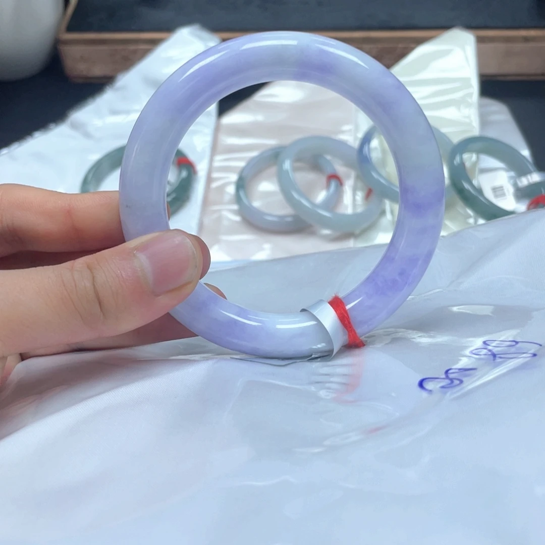 如***意翡翠未镶嵌戒指翡翠手镯