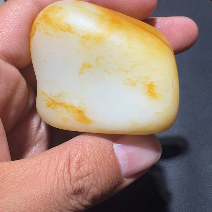 和田玉未镶嵌戒指