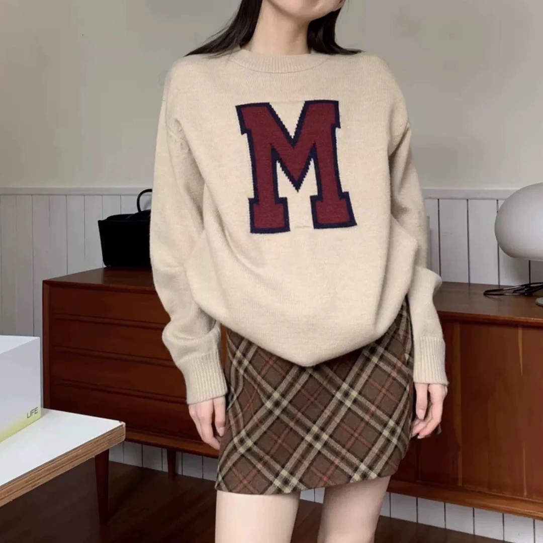 113 宽松慵懒风字母套头圆领针织毛衣