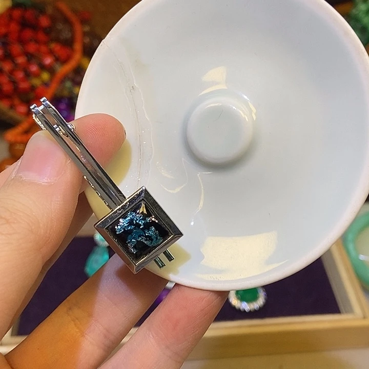 花岗石铁合金锆石铁合金