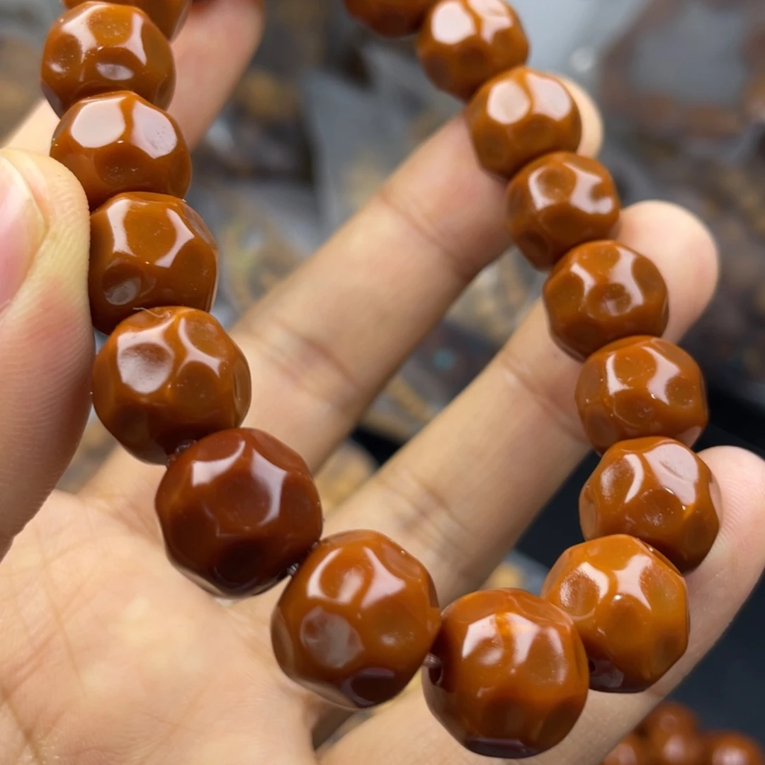 猴头核桃手串没事啊