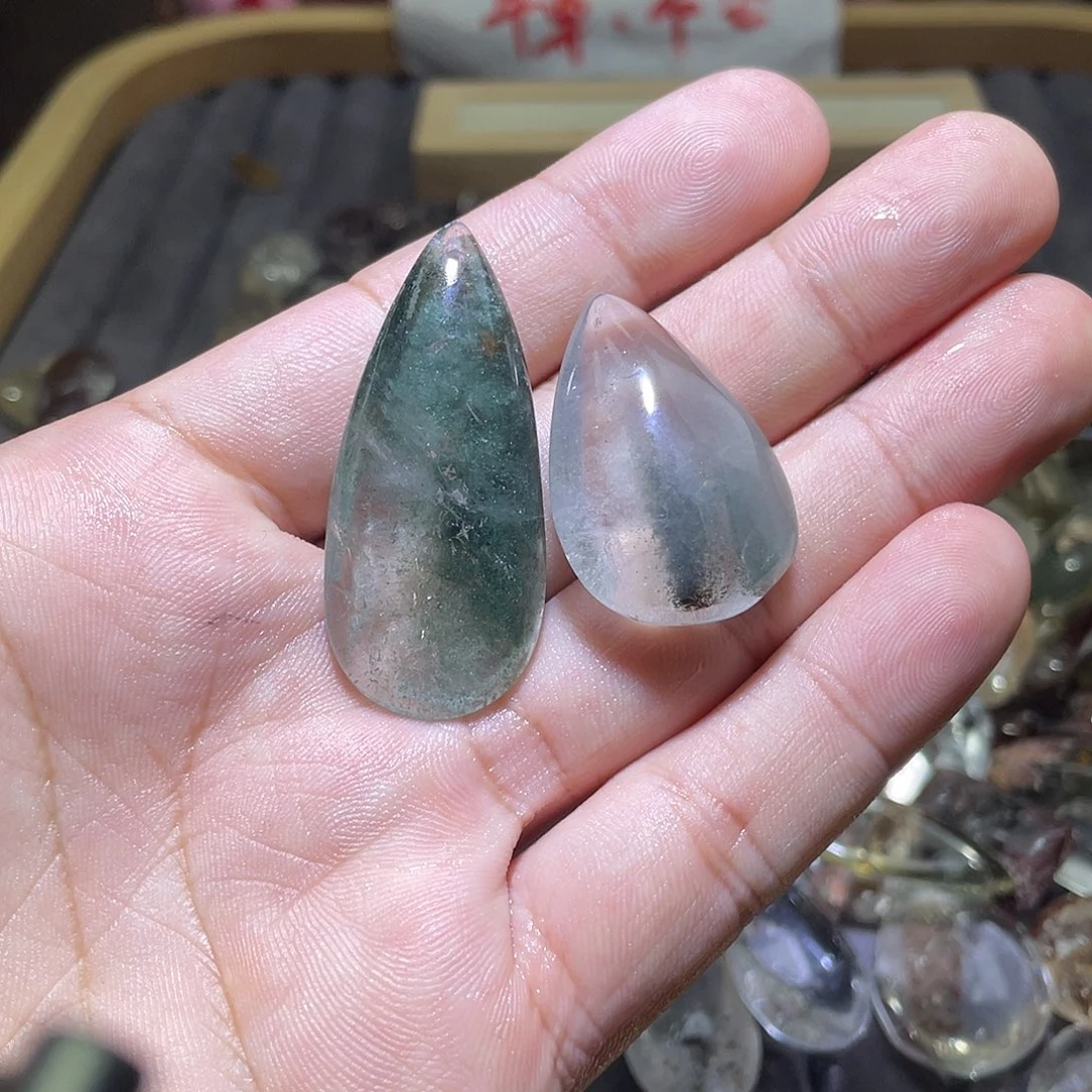 S***s颈饰未镶嵌水晶水晶