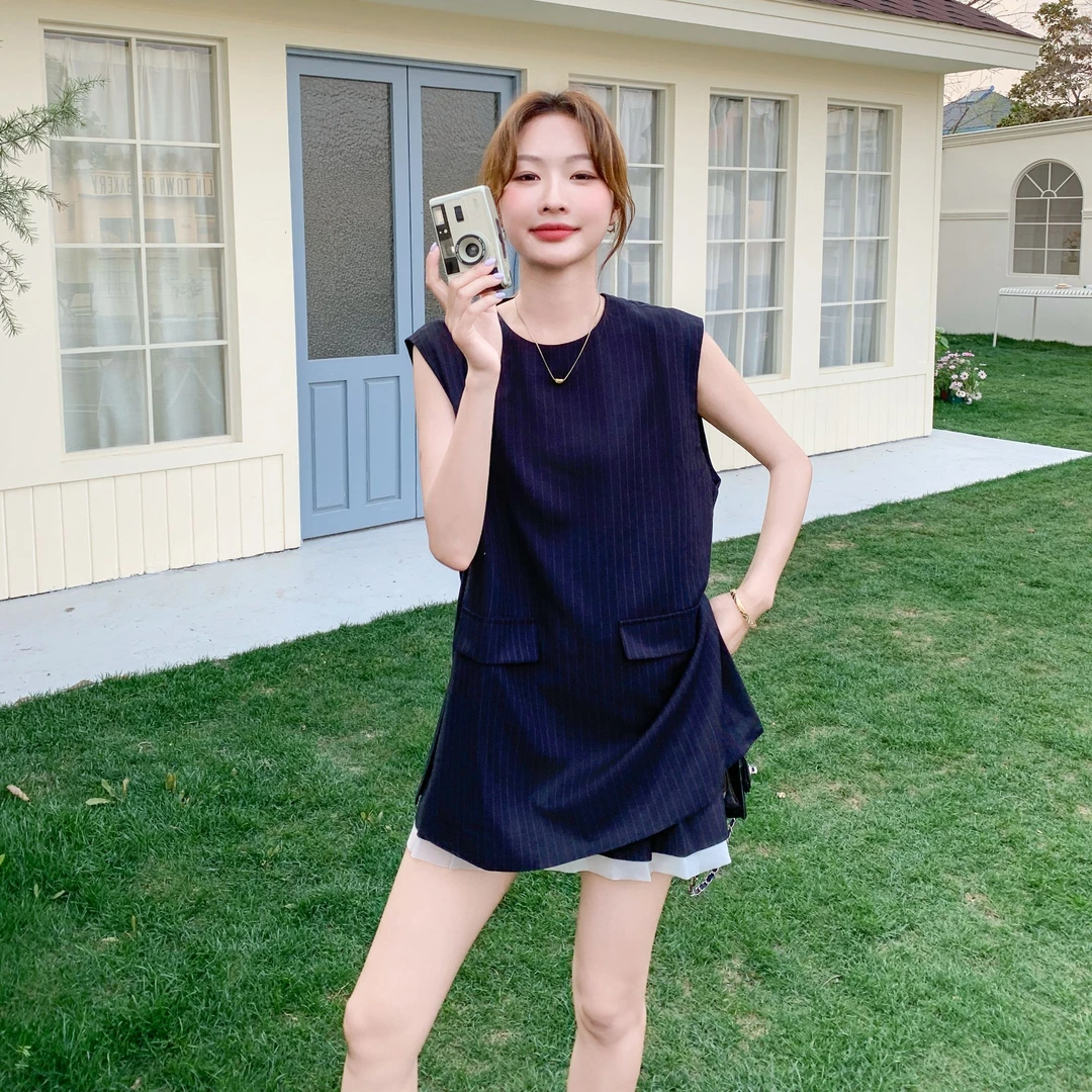 藏青色时尚气质条纹套装女2025夏季新款无袖背心裙拼接短裙两件套