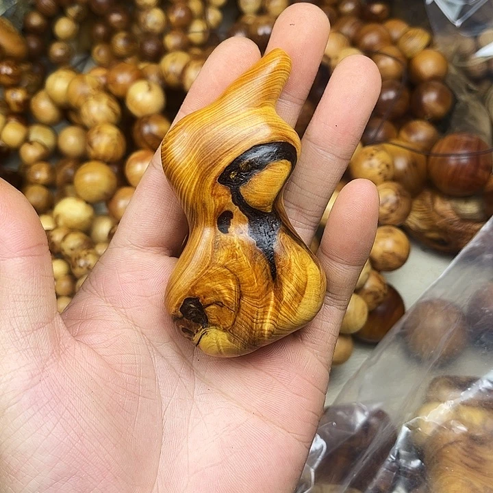 柏木（崖柏）把件瑕疵扁葫芦