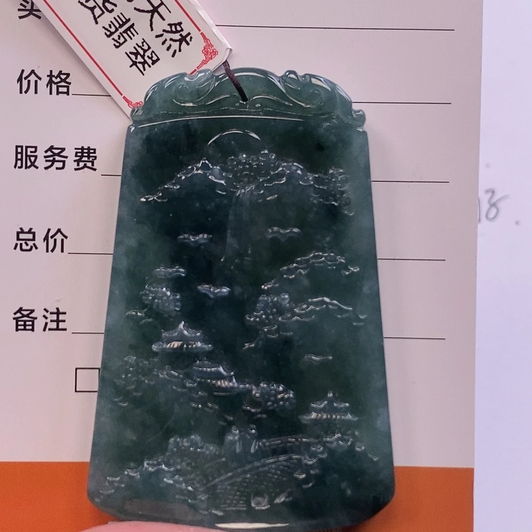 翡翠未镶嵌颈饰翡翠