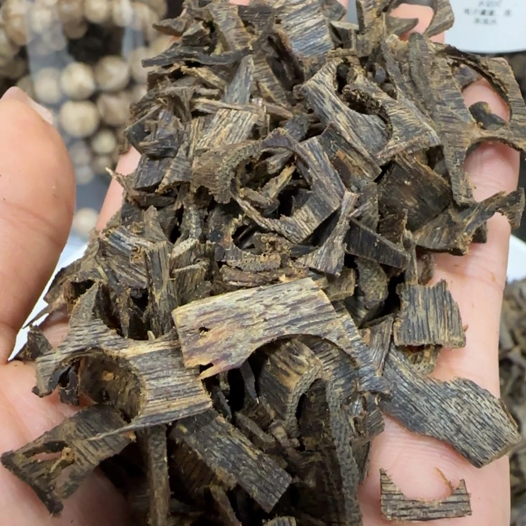 沉香摆件奇楠沉香虫漏沉水片料30