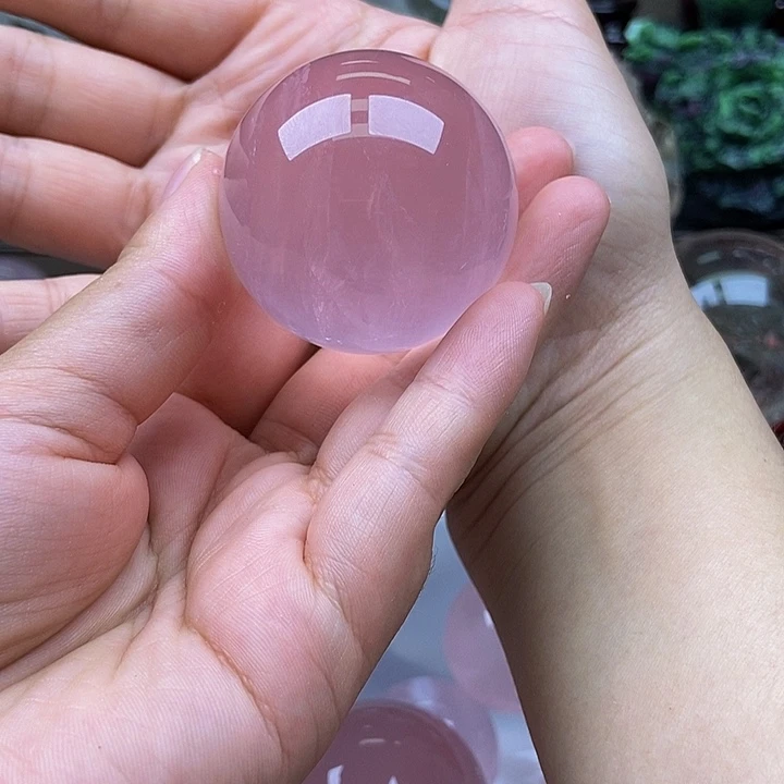 是***耶未镶嵌水晶大型摆件（非配饰）