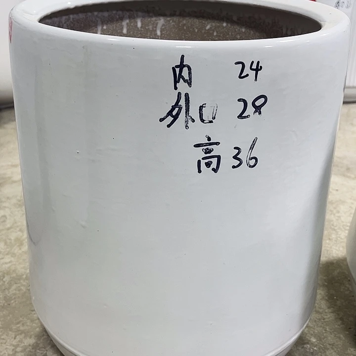 陶瓷花盆大号一个