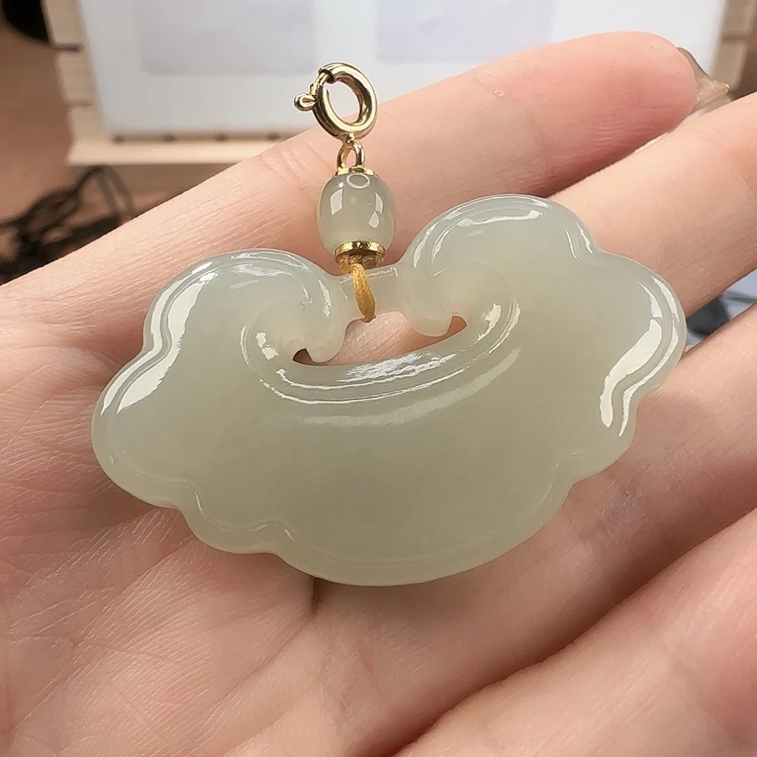 包***~和田玉（糖玉）未镶嵌颈饰