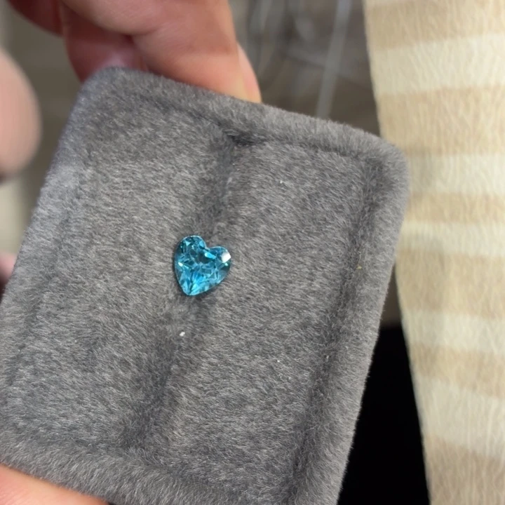 托帕石裸石裸石1粒2克拉以上