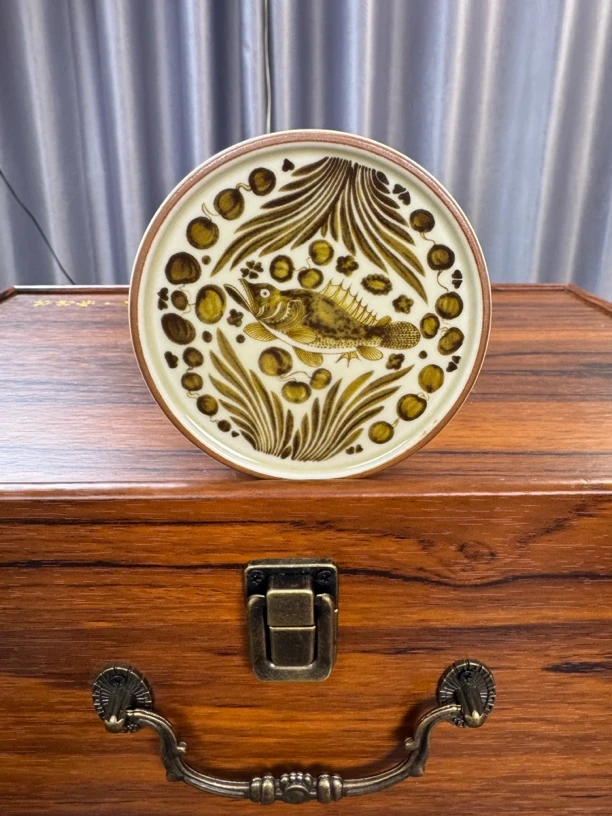 景德镇二号釉釉里金鱼藻纹杯垫