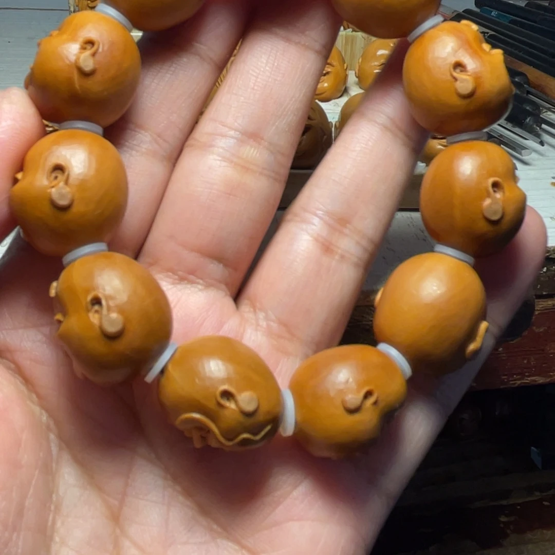 小***名手串/手链橄榄核返油特价十分开心