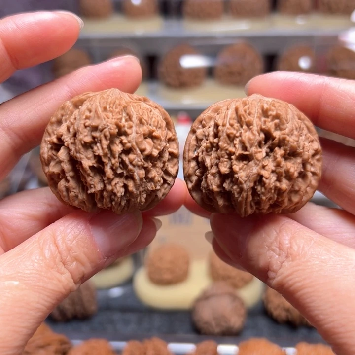 文玩核桃把件一三七41