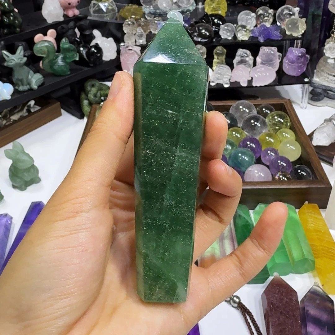 未镶嵌水晶大型摆件（非配饰）