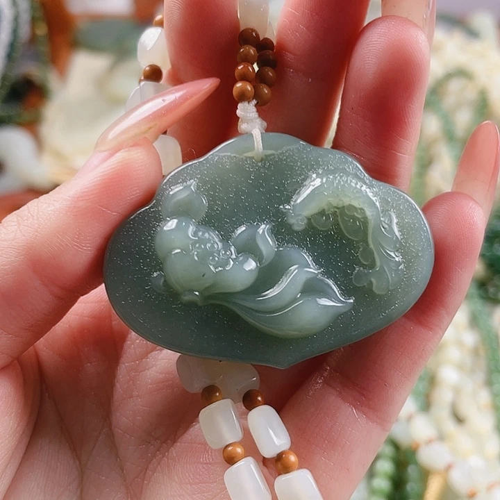 未镶嵌和田玉挂件