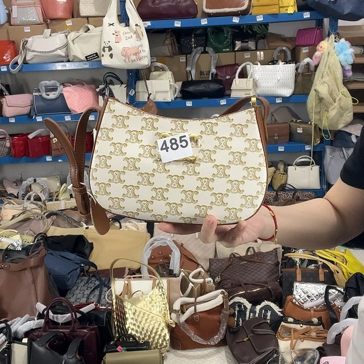 塑料十*健健康康平平安安