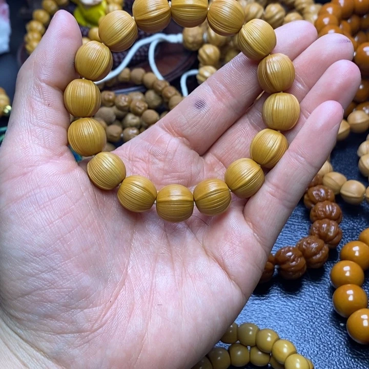 猴头核桃手串猴头