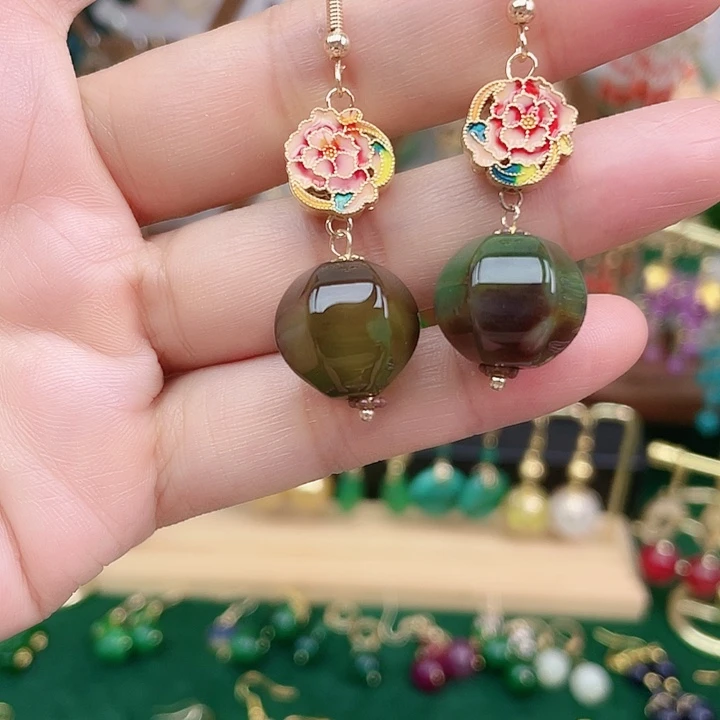 玛瑙/玉髓合金耳饰颜色纹路不一样