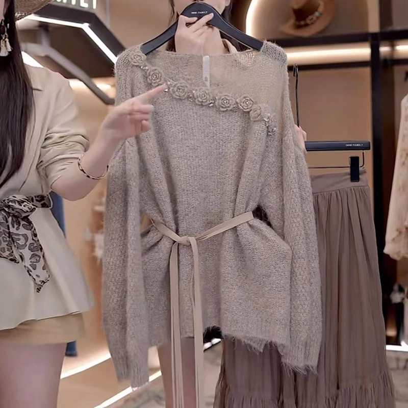 法式温柔风花朵毛衣女2025秋冬新款软糯慵懒松弛感宽松针织衫上衣