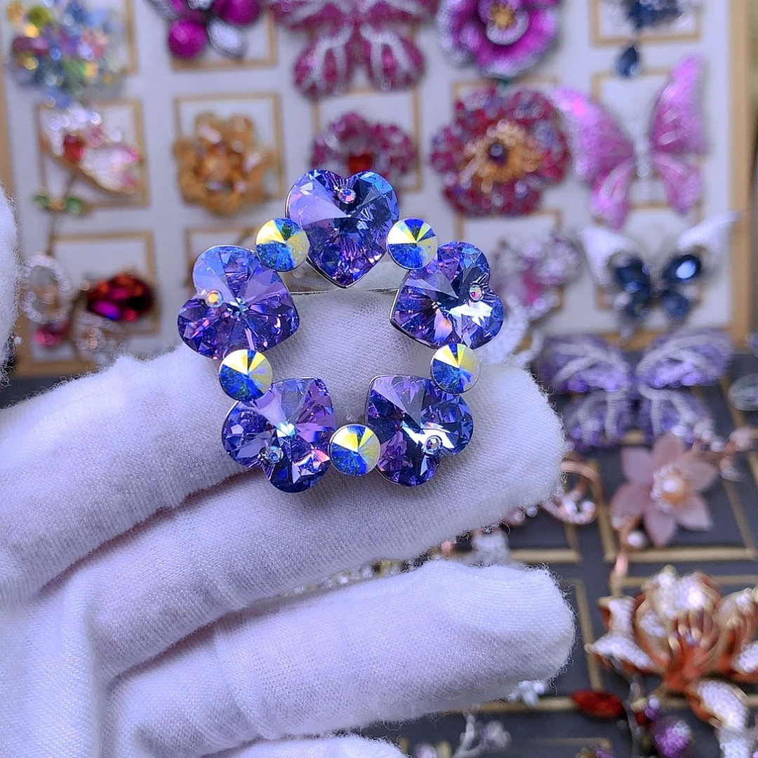 合成立方氧化锆铜施华胸针