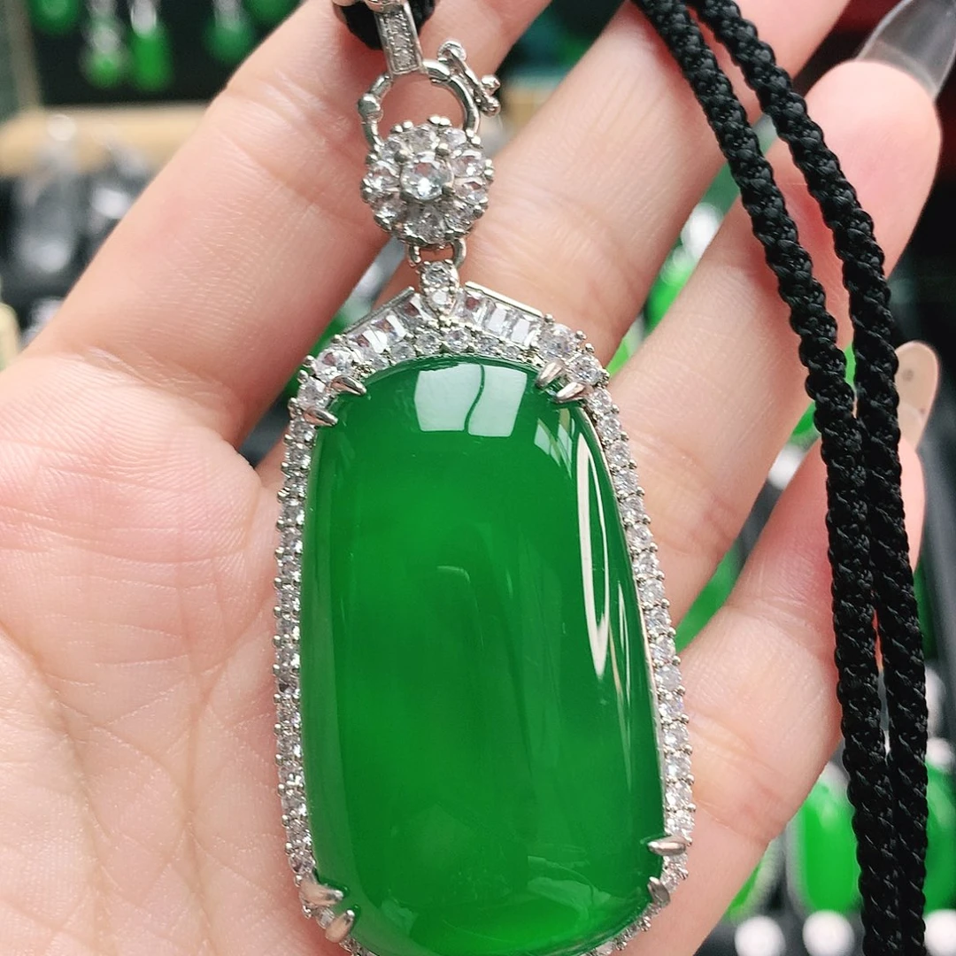 玛瑙/玉髓吊坠合金