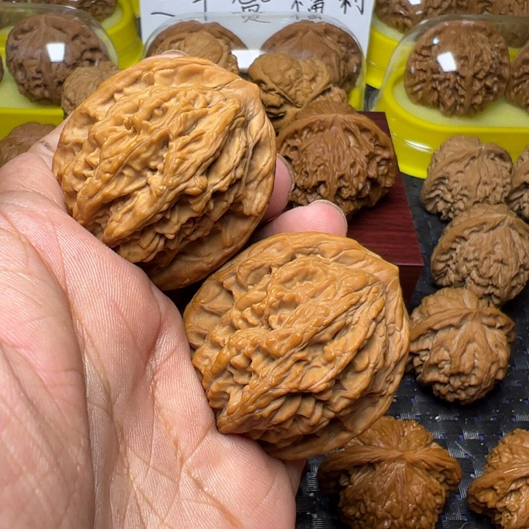 吊坠文玩核桃40麦虎