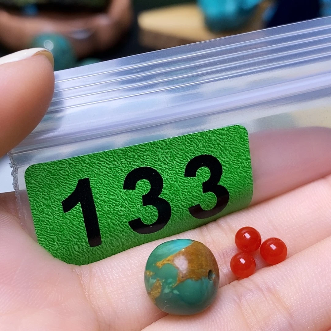南红玛瑙未镶嵌珠宝奇石