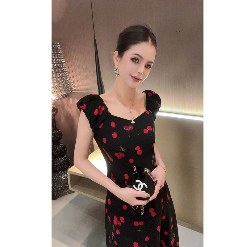 （特价）45°斜裁爱心领短袖印花樱桃连衣裙LYQ30480