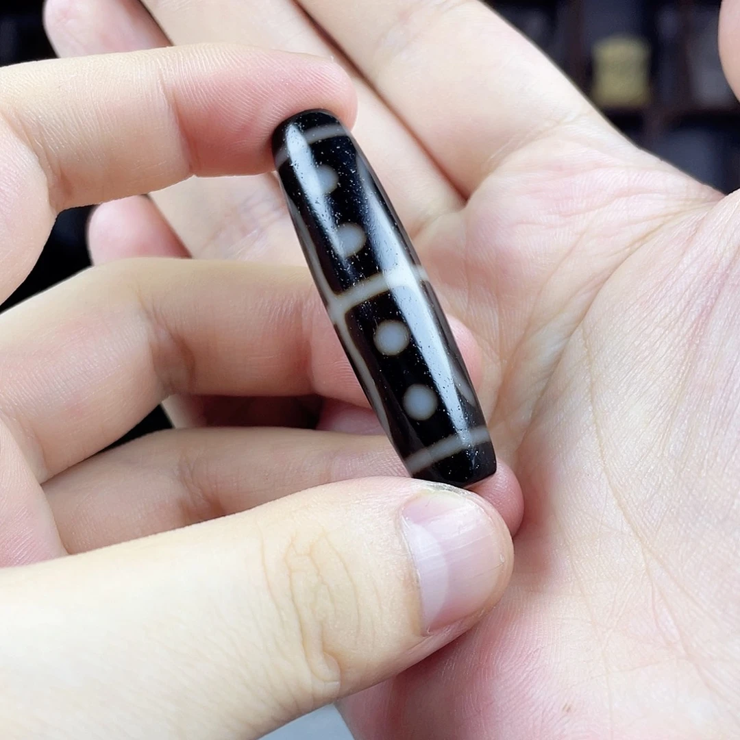 玛瑙/玉髓合金颈饰黑金