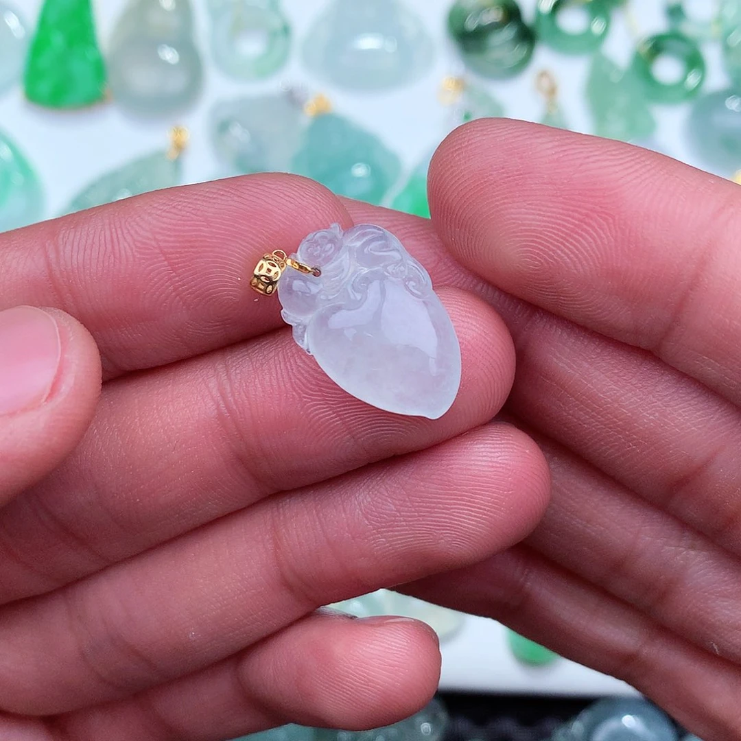 翡翠吊坠(不含链)18K金镶嵌
