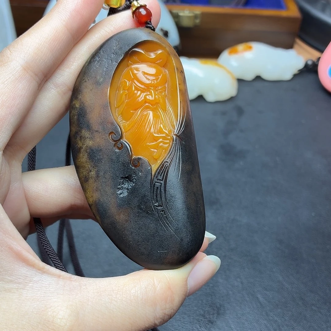 天***！颈饰未镶嵌和田玉N
