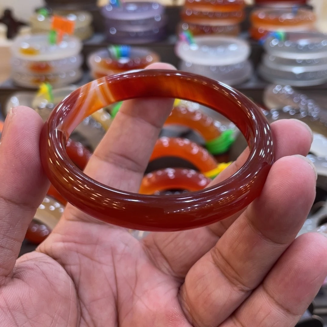 玛瑙/玉髓手镯未镶嵌